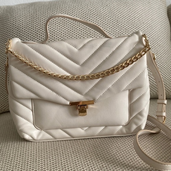 A New Day Beige Zip Pouch - Picture 3 of 5